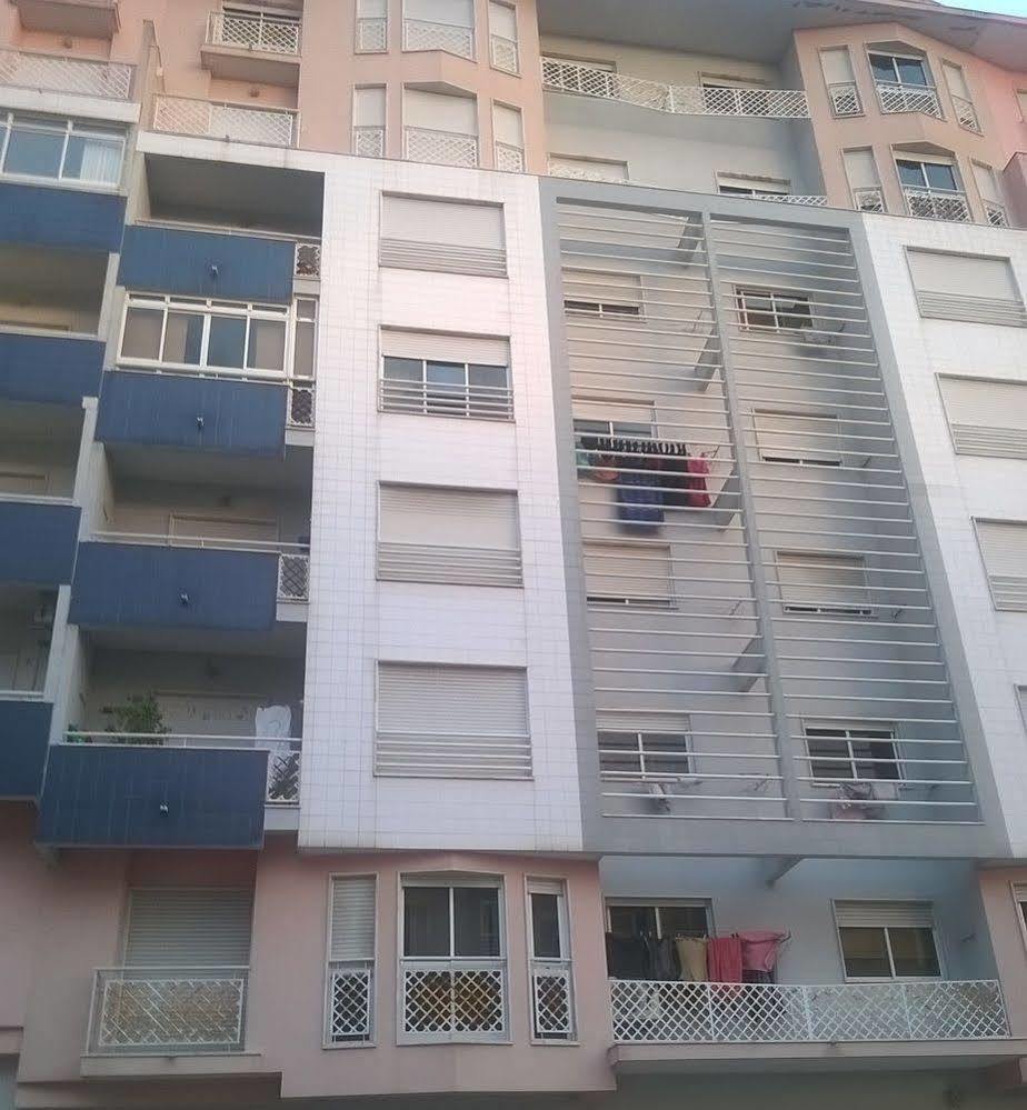 Homestay Marialva Park Seixal  Exterior photo