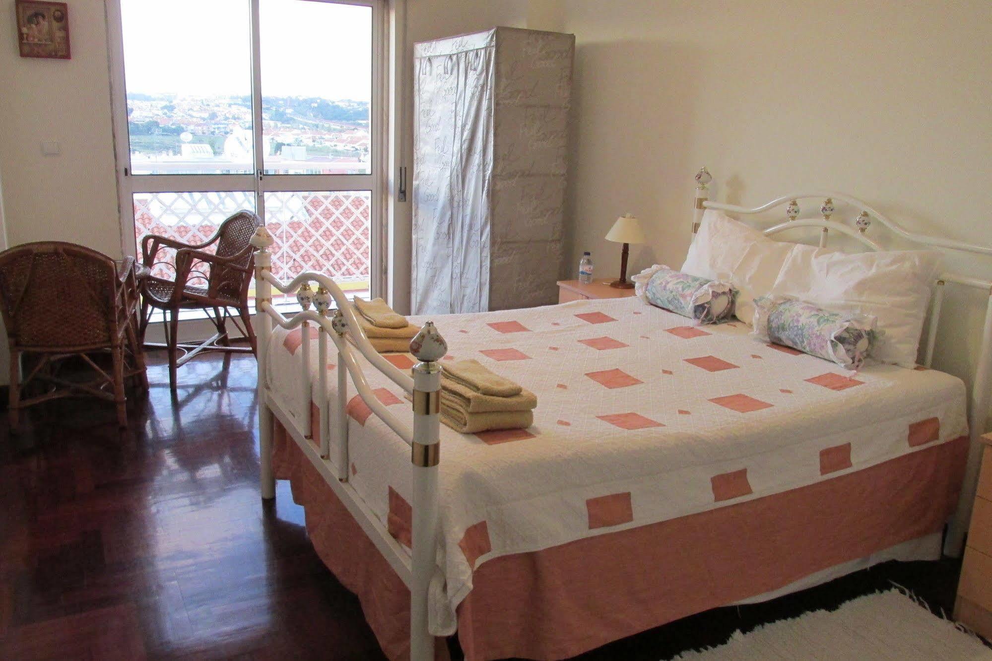 Homestay Marialva Park Seixal  Exterior photo