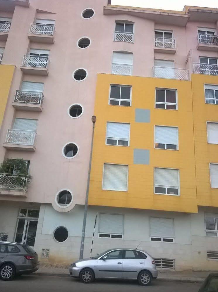 Homestay Marialva Park Seixal  Exterior photo